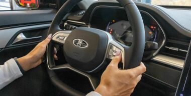 Столичный автозавод уточнил сроки запуска кроссоверов «Москвич 5» и «Москвич 8»