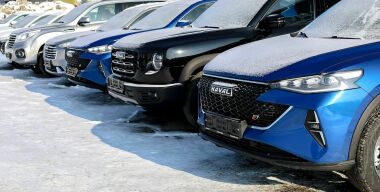 Продажи подержанных автомобилей в России начали падать