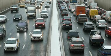 Столичный дептранс заявил, что московские дороги стали намного свободнее