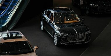 Премиальная экспансия: Hongqi резко увеличивает число дилеров в России