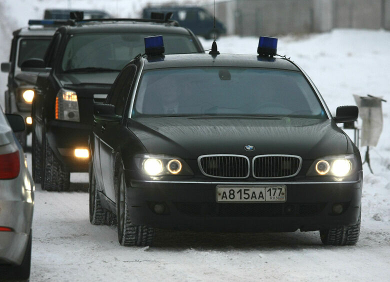 Изображение Депутатов все же пересадят на отечественные автомобили