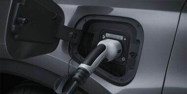 Chery рассекретила российские цены на свои гибриды и представила суббренд NEV