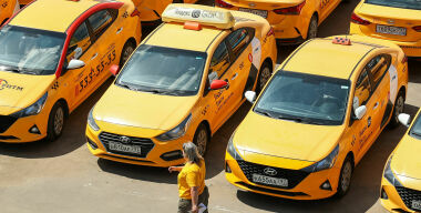 Таксистов выгонят из российских дворов