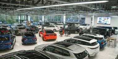 Эксперты прогнозируют падение продаж новых автомобилей в России