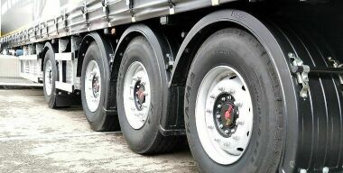 Авито для комтранса: как выгодно купить новые шины для грузовиков в России