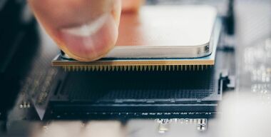 Кнут без пряника: власти закручивают гайки производителям автомобильной электроники