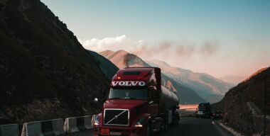 Калужский завод Volvo возобновит работу до конца года