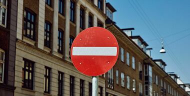 Еще две европейские страны запретили въезд российским автомобилям