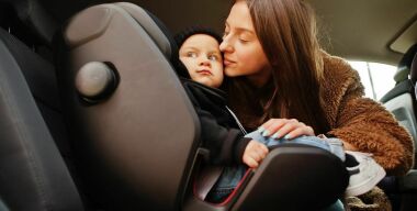 Правительство ужесточит требования к детским автокреслам