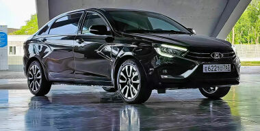 АВТОВАЗ раскрыл сроки начала производства удлиненной LADA для чиновников