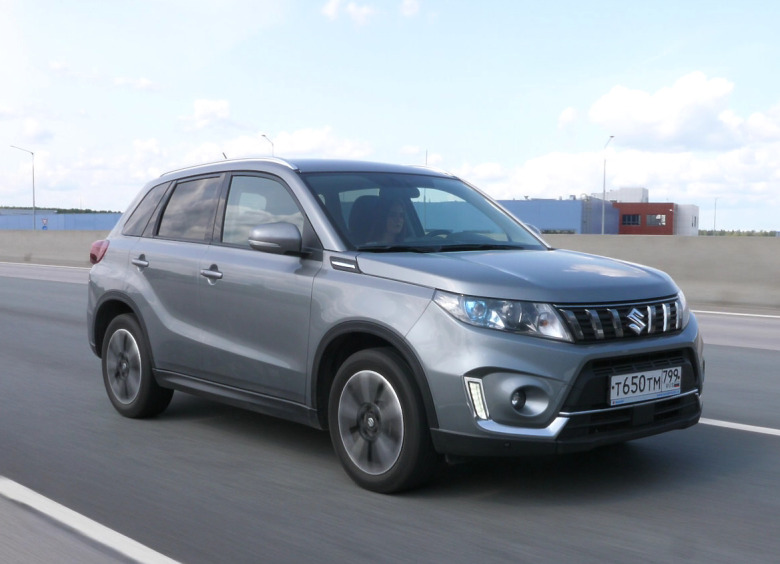 Изображение Один в поле воин: видео тест-драйв кроссовера Suzuki Vitara