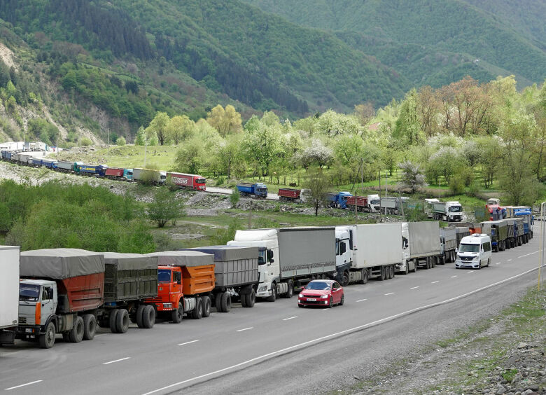 Изображение Грузия перекрыла транзит американских автомобилей в Россию