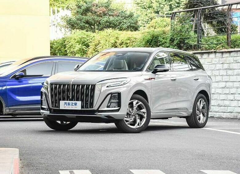 Изображение Hongqi выпустил недорогой компактный кроссовер