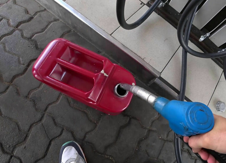Изображение Почему бензин в России может опять подешеветь