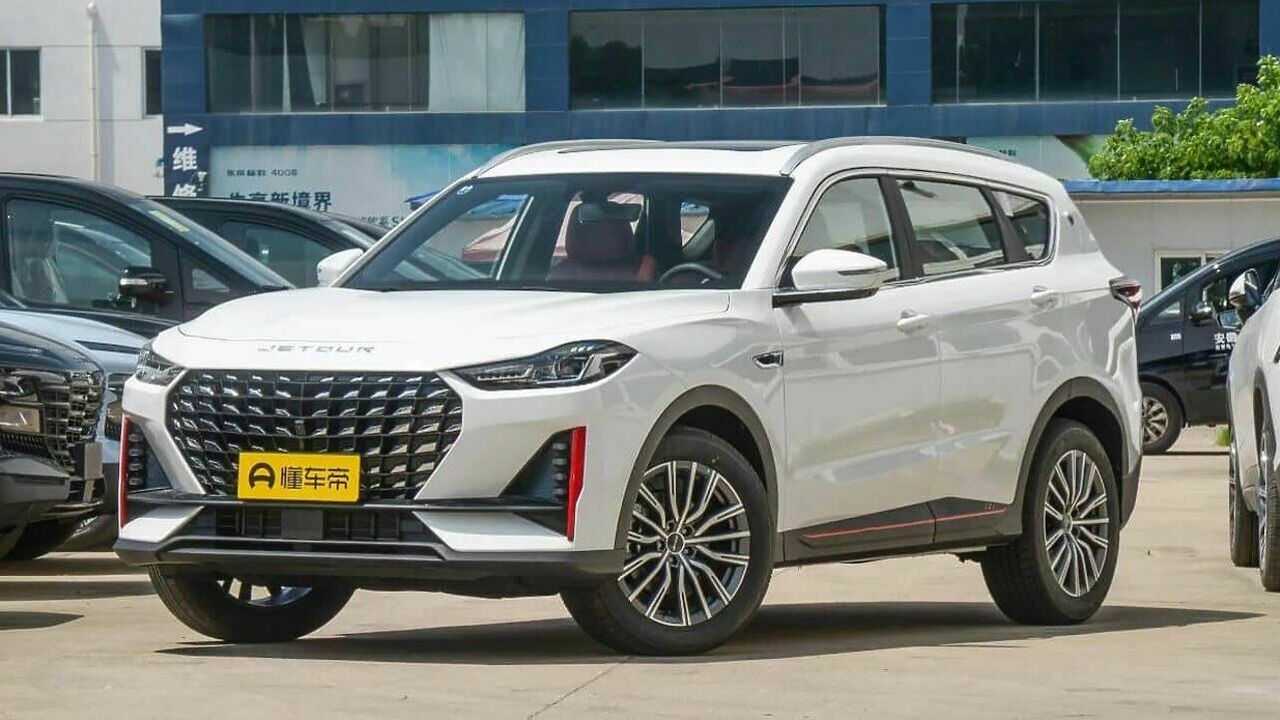 Джетур x70 plus. 1. Новые кроссоверы 2023. Jetour. Jetour паркетник x70.