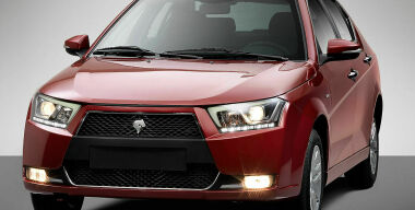 В России начали продавать дешевые седаны Iran Khodro Dena