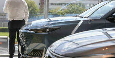 Почему к осени цены на все новые авто резко вырастут