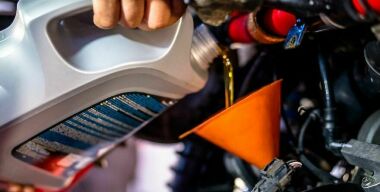 Как выбрать качественное моторное масло для двигателя?