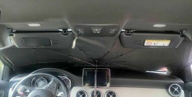 Зачем некоторые водители возят в машине квадратный зонт