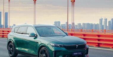 Из электричек в «гибриды»: стартовали продажи рестайлингового кроссовера Voyah Free