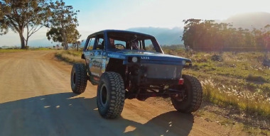 Смелый эксперимент: LADA 4x4 «вооружили» мотором V8 от Toyota