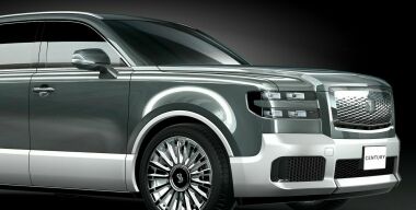 Роскошный кроссовер Toyota Century поступил в продажу