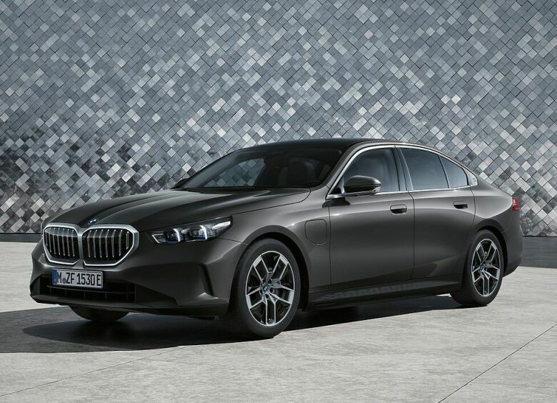 Изображение Баварцы рассказали, чем удивит покупателей новая BMW 5-й серии
