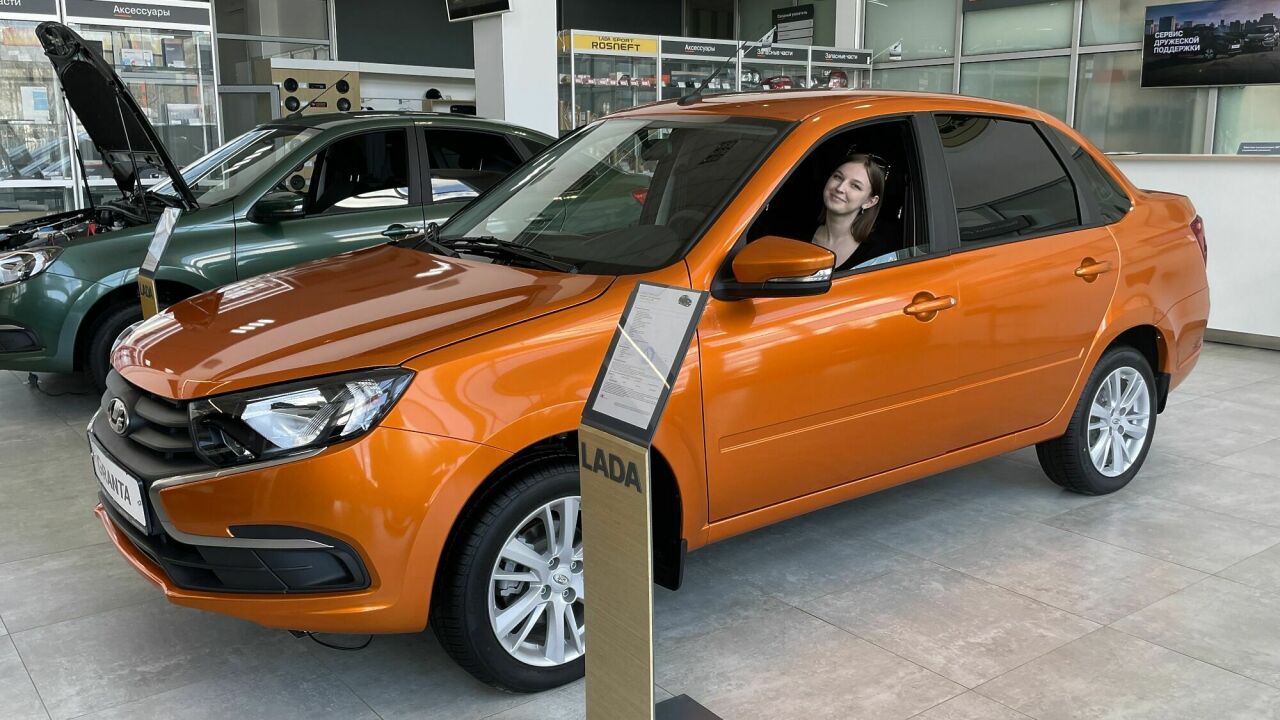 Какую Машину Купить Для Начинающего Водителя Недорого