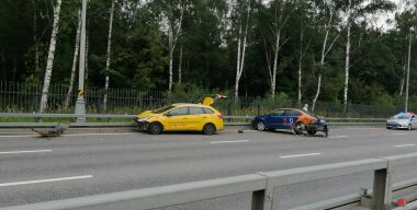 Таксисты устраивают ДТП в семь раз чаще других водителей легковушек