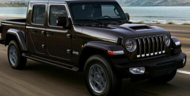 В Россию привезли новый Jeep Gladiator
