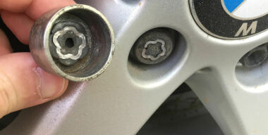 Как простой карандаш избавляет водителей от массы проблем