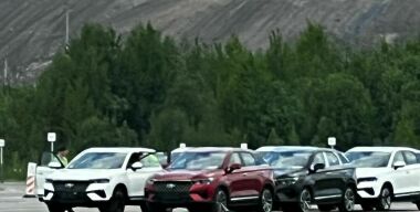 Первые кроссоверы LADA X-Cross 5 отправились к дилерам