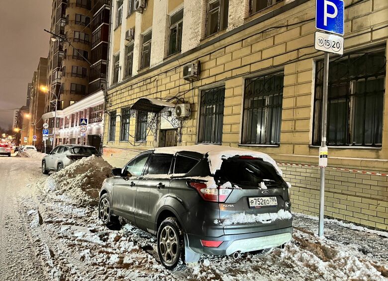 Изображение В Москве за неправильную «зимнюю» парковку оштрафовали сотни тысяч водителей