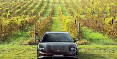 Porsche продает свой бизнес в России