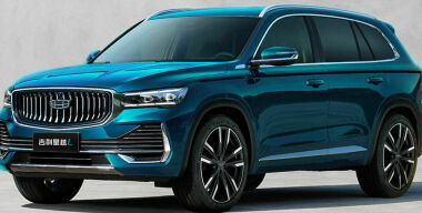 «Серые» Geely Monjaro оказались значительно дешевле «белых»