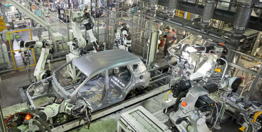 Запутался в показаниях: кому все же Денис Мантуров сбагрит завод Toyota