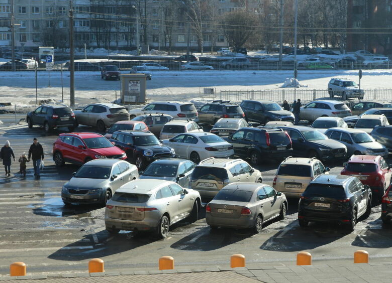 Изображение Припарковать машину в московских новостройках стало вдвое сложнее