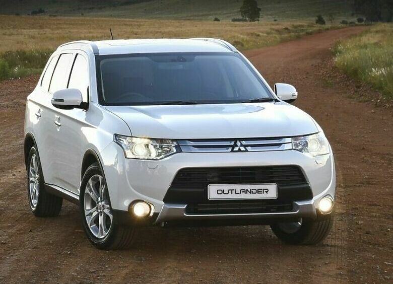 Аутлендер 3. Митсубиси Аутлендер 2023. Mitsubishi Outlander 2023 2.0. Мицубиси Аутлендер 3 поколения.