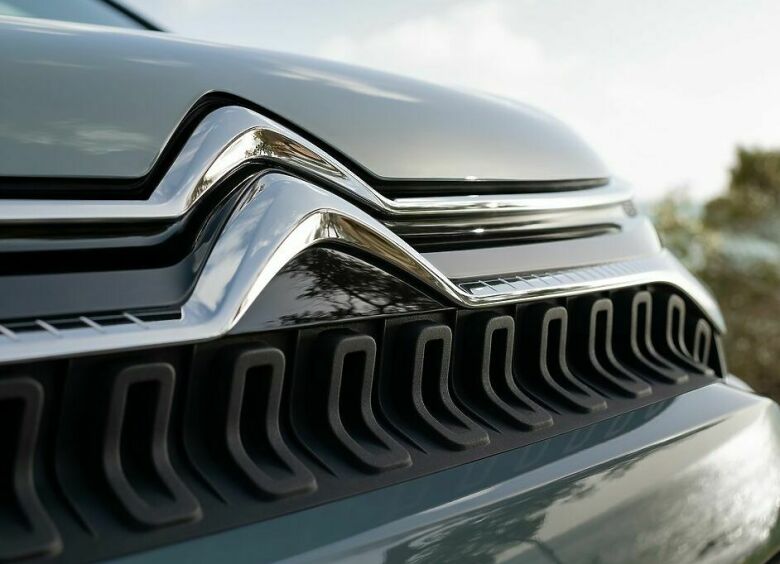 Изображение Автовладельцам повезло: как Peugeot и Citroёn «уделали» в России конкурентов