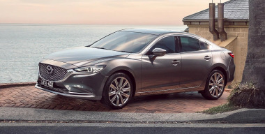 Вместо «шестерки»: в Россию привезли новую Mazda Atenza