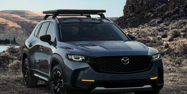 Российские дилеры начали принимать заказы на кроссовер Mazda CX−50