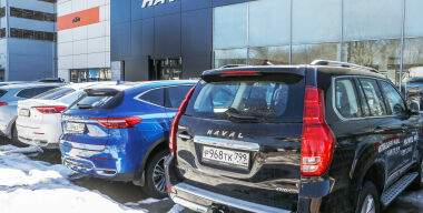 Китайцы ставят рекорды, иранцы заходят на Sollers, Toyota заметает следы: итоги недели