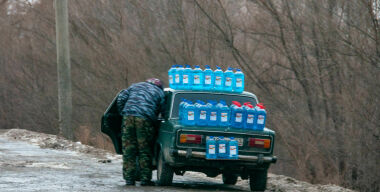 Как неприлично дешево купить хорошую зимнюю стеклоомывающую жидкость