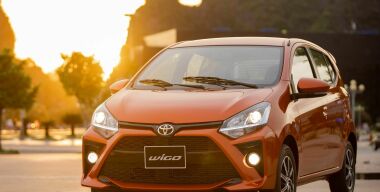 В России начались продажи доступных хетчбэков Toyota Wigo