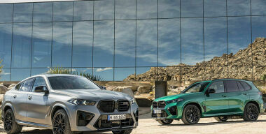 BMW представила обновленные кроссоверы X5 M и X6 M Competition