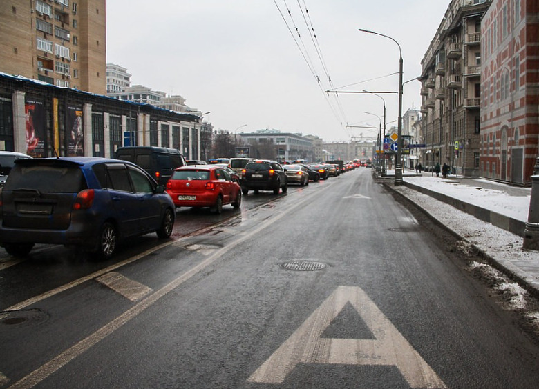 Изображение Полупустые электробусы против личных авто: в Москве вводятся новые «выделенки»