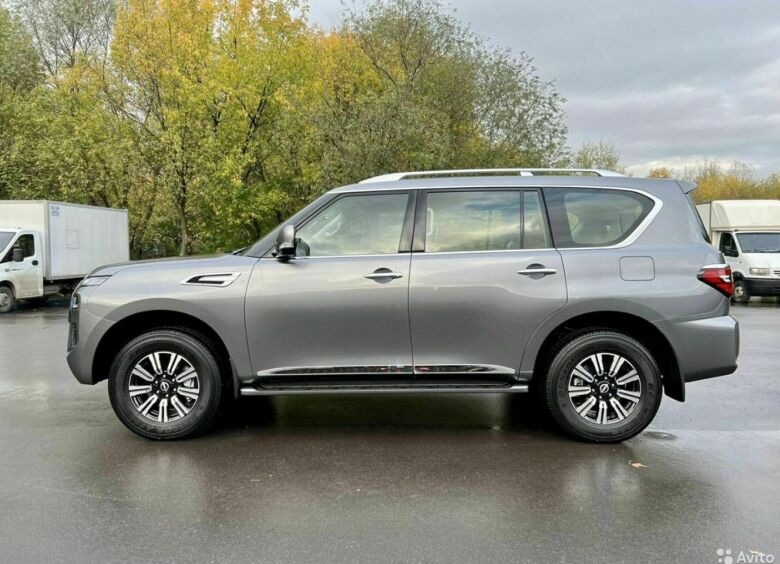 Изображение Nissan Patrol снова вернулся в Россию