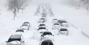 Начальнику ГИБДД генералу Черникову предложили не штрафовать водителей в снегопады