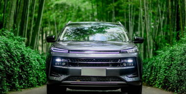 Китайцы объявили дату начала российских продаж кроссовера JAC JS6