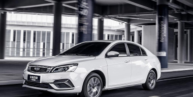 «БелДжи» показал новый седан Geely Emgrand 7 New